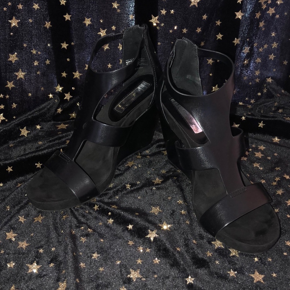 open toe wedges